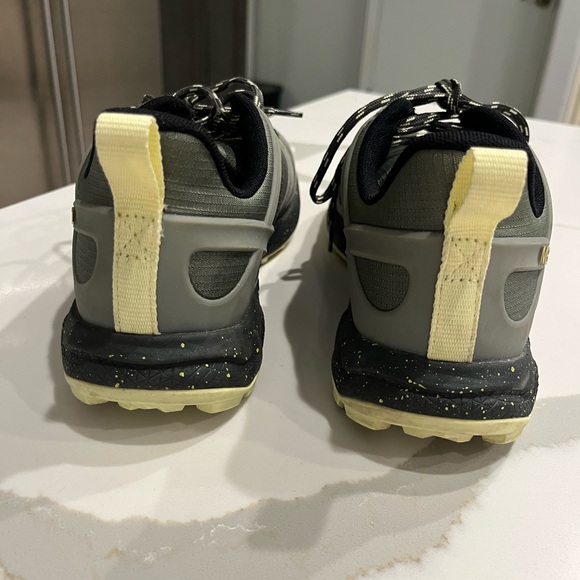 women’s Merrell Altalight hiking shoe - Picture 3 of 7